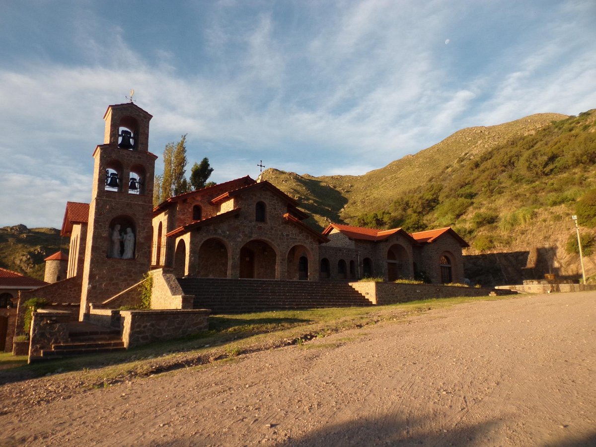vista al monasterio de las monjas Benedictinas