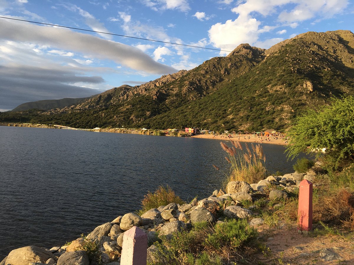 vista a la playa desde lejos